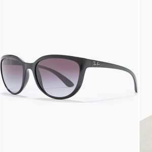 Ray-Ban 59mm Black Gradient Sunglasses Cat Eye Design